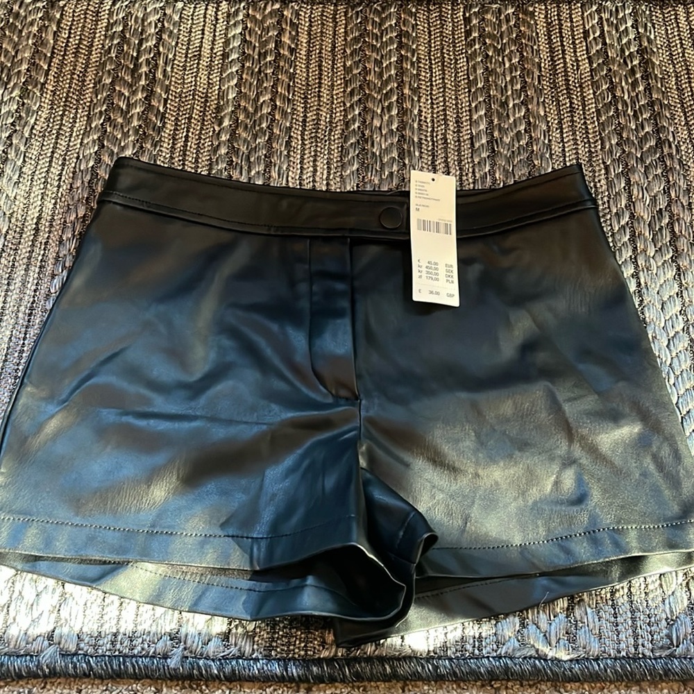 URBAN OUTFITTERS Faux Leather Shorts